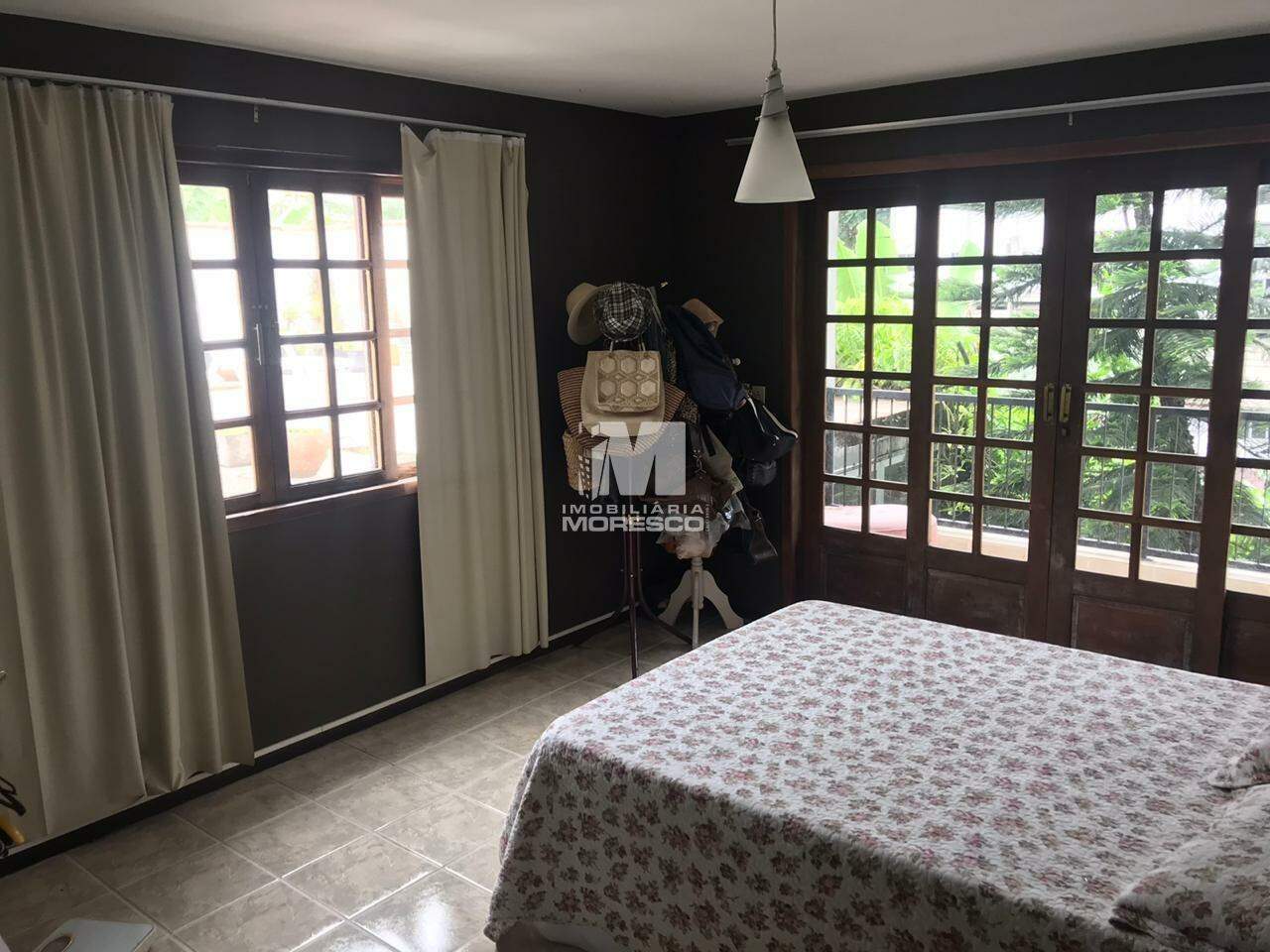 Casa à venda no bairro Centro: 